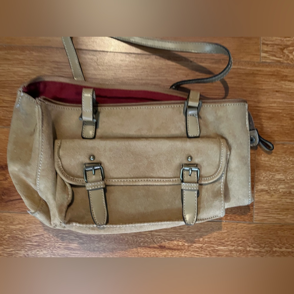 G.H. Bass & Co. Tan Shoulder Bag with Burgundy Lining